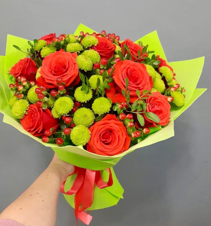 Букет цветов из: Хризантемы и Розы в Городищи