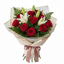 Букет цветов из:  Лилии и Розы в Городищи