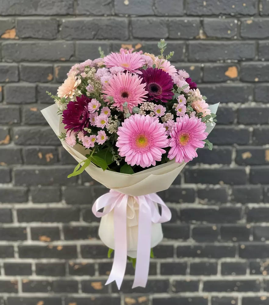 Букет цветов из: Герберы и Хризантемы в Городищи