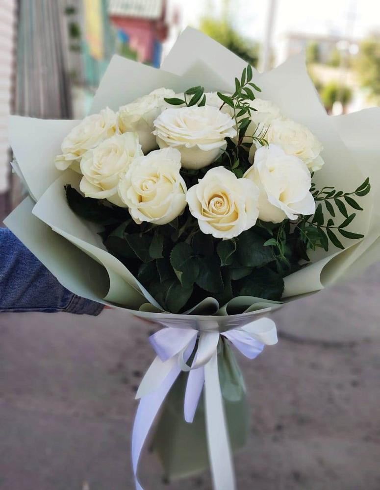 Букет Белые розы Проуд в Городищи