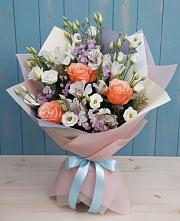 Букет цветов из:  Лизиантусы, Розы, Альстромерии и Гипсофила в Городищи