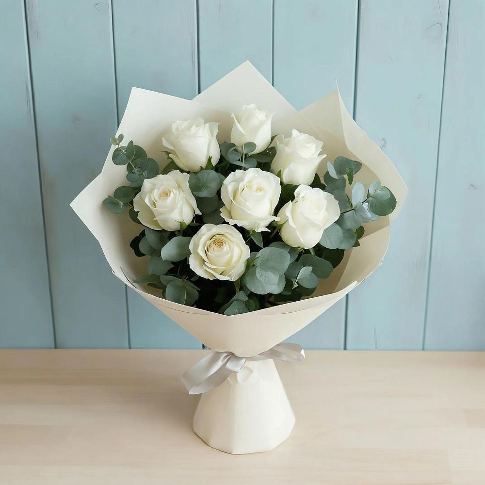 Букет Белые розы в Эвкалипте в Городищи