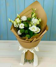 Букет цветов из:  Хризантемы и Лизиантусы в Городищи