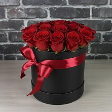 Цветочная композиция из Розы в шляпной коробке в Городищи