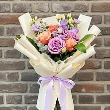 Букет цветов из:  Лизиантусы и Розы #REPLACE_PRED# Городищи